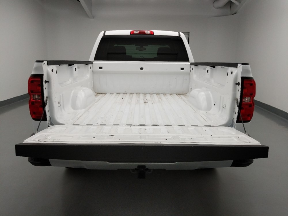 2016 Chevrolet Silverado 1500 - Trunk