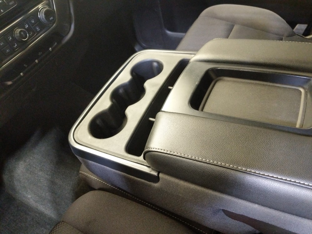 2016 Chevrolet Silverado 1500 - Center Console/Cup Holders