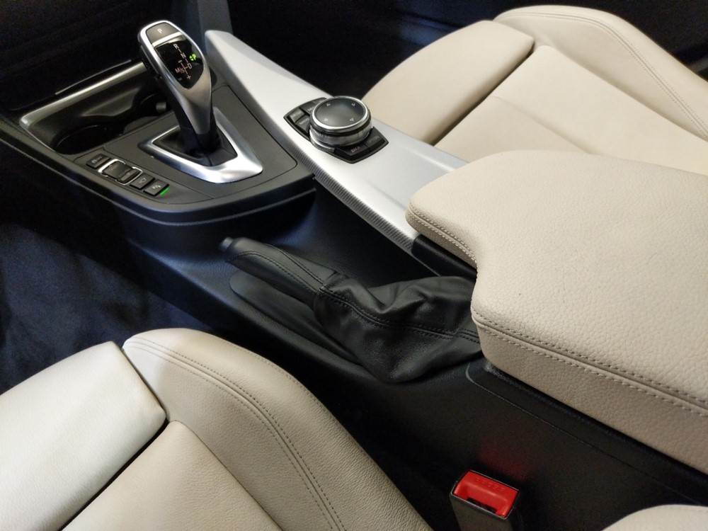2015 BMW 428i - Center Console/Cup Holders
