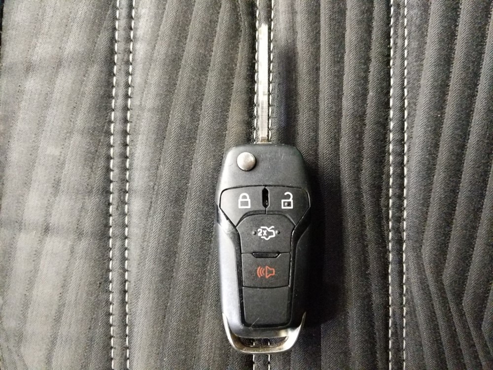 2016 Ford Fusion - Keys