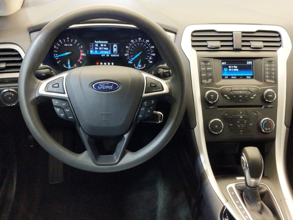 2016 Ford Fusion - Driver Dash