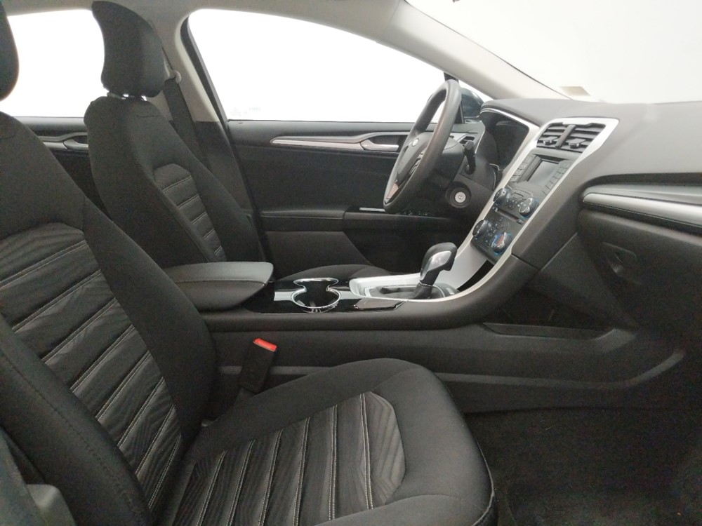 2016 Ford Fusion - Passenger Front Seat