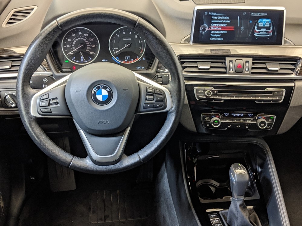 2016 BMW X1 - Driver Dash