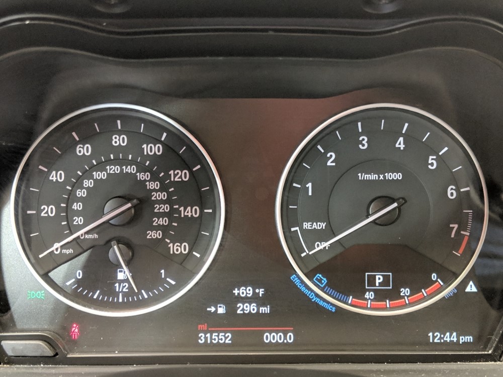 2016 BMW X1 - Odometer Close Up