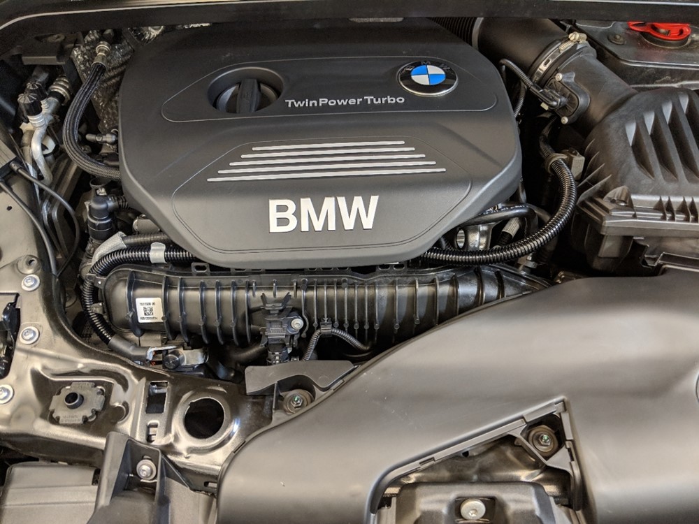 2016 BMW X1 - Engine