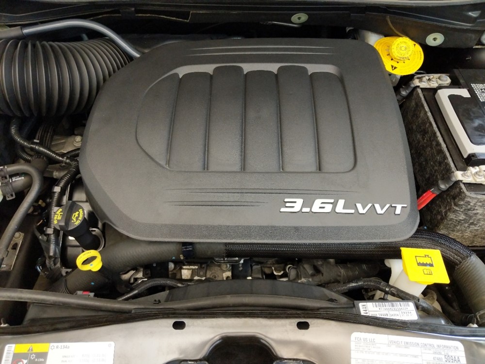 2016 Chrysler Town and Country - Engine