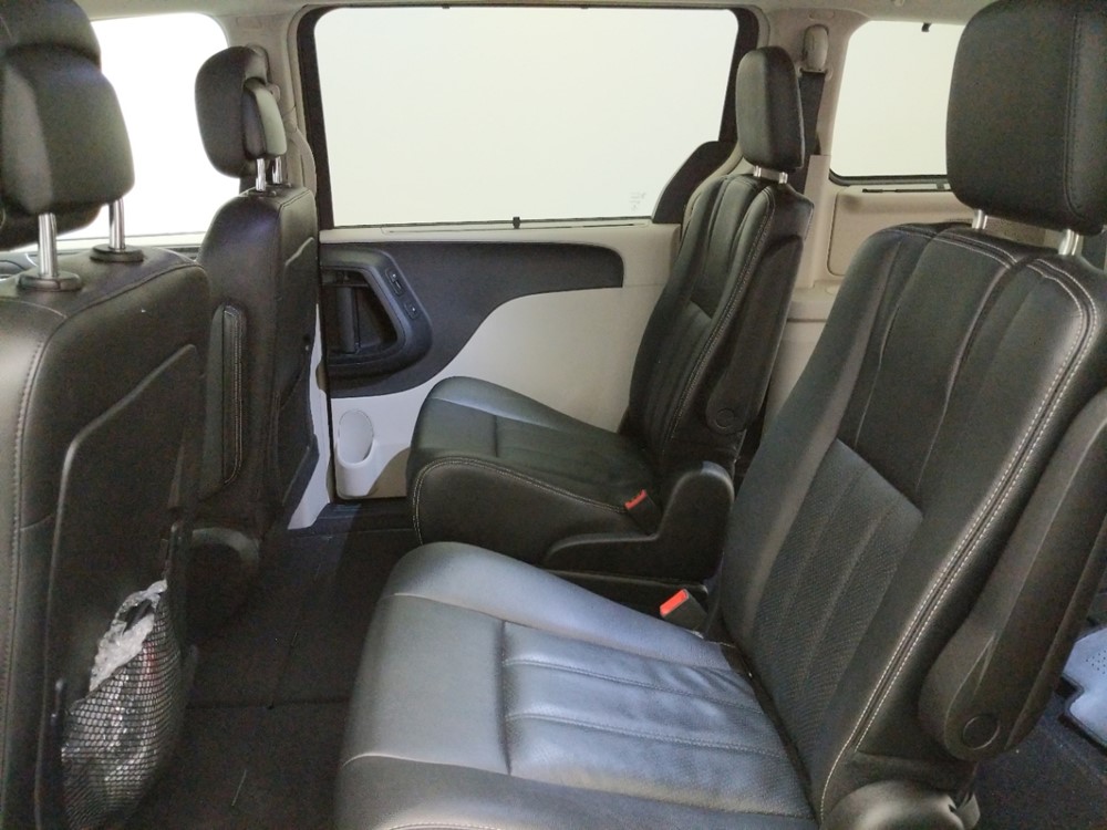 2016 Chrysler Town and Country - Driver Rear Seat