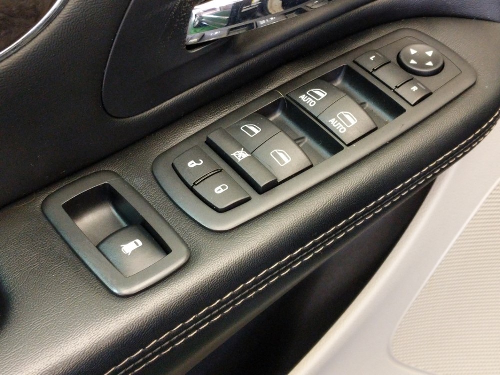 2016 Chrysler Town and Country - Driver Power Windows/Lock Control