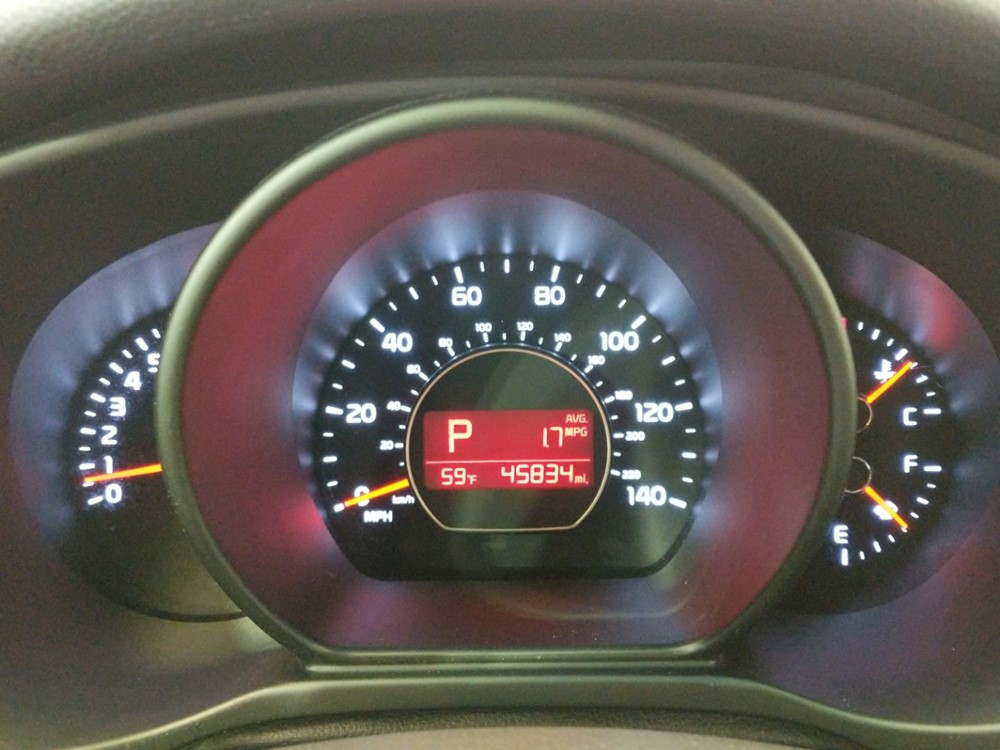 2015 Kia Soul - Odometer Close Up