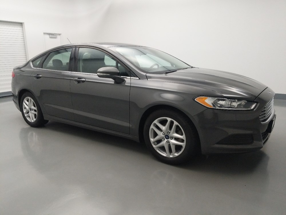 2016 Ford Fusion - Passenger Front Side