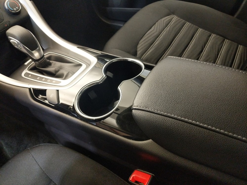 2016 Ford Fusion - Center Console/Cup Holders