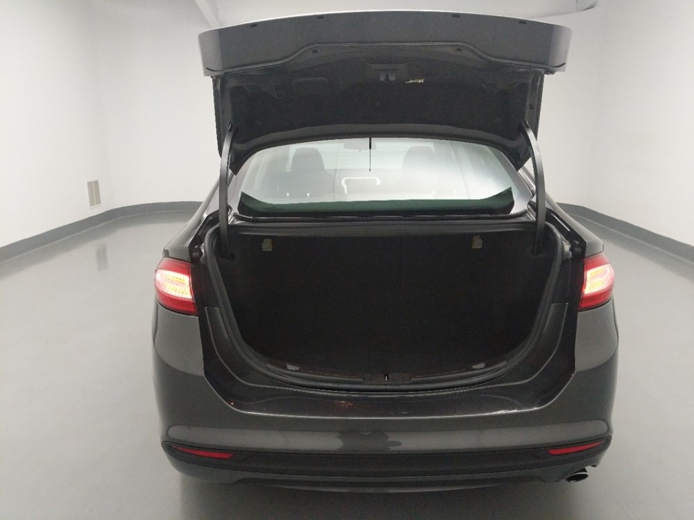 2016 Ford Fusion - Trunk