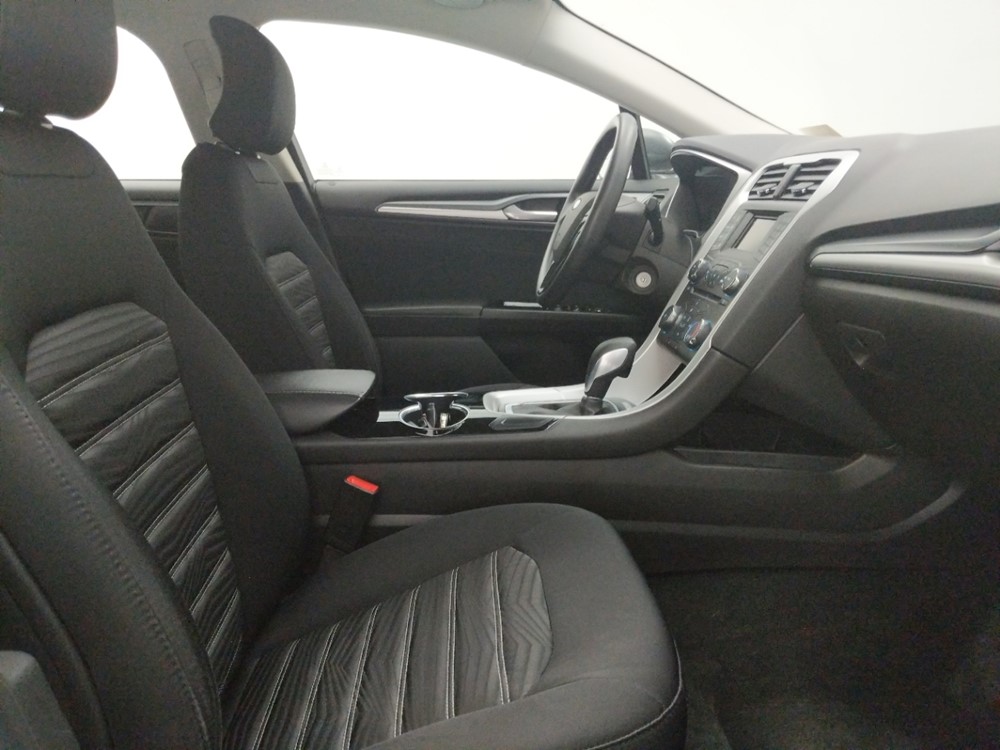 2016 Ford Fusion - Passenger Front Seat