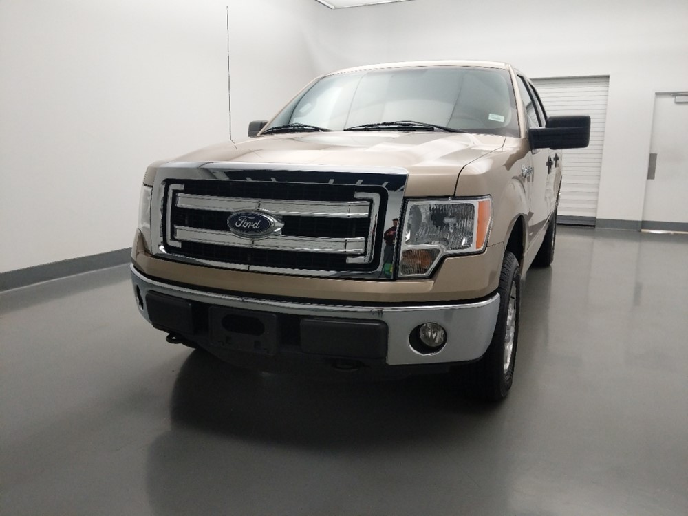 2014 Ford F-150 - Driver Front Hood