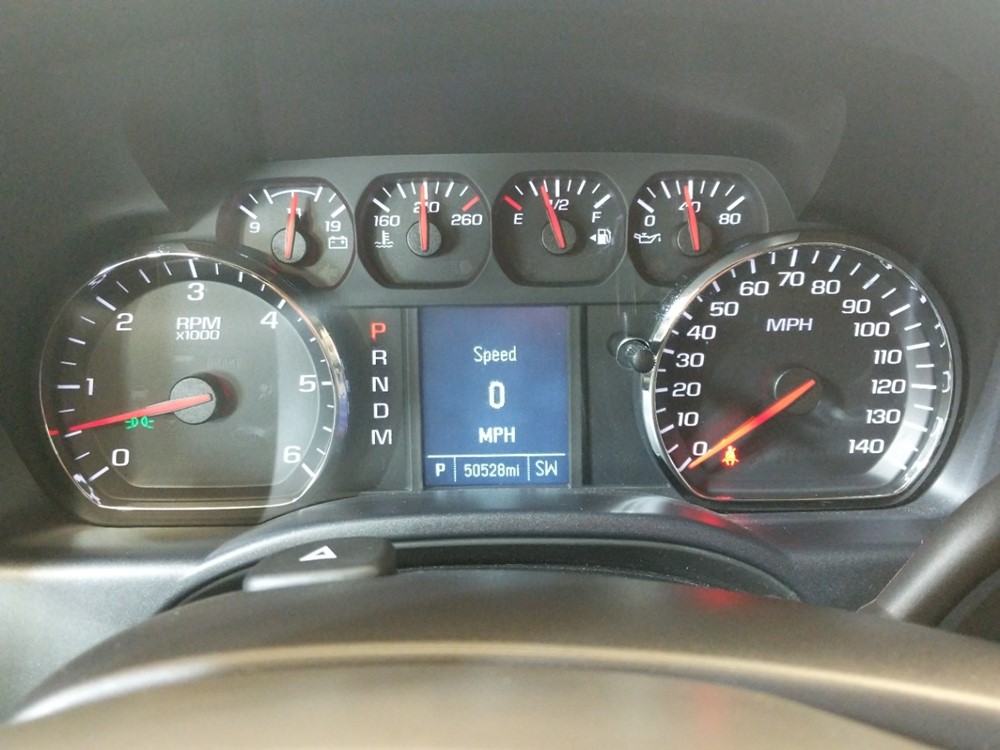2016 Chevrolet Silverado 1500 - Odometer Close Up