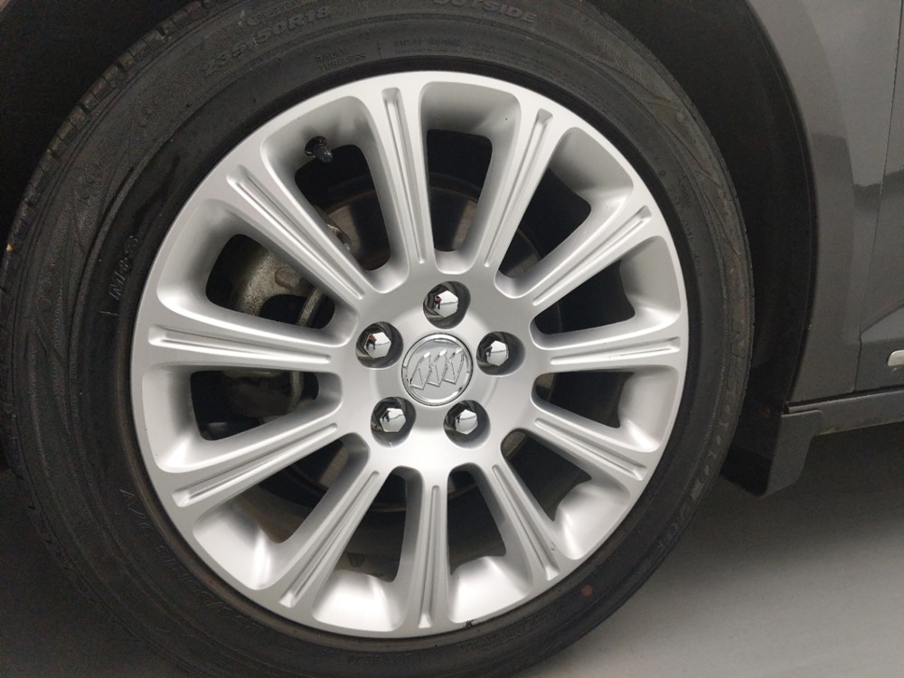 2013 Buick LaCrosse - Wheel