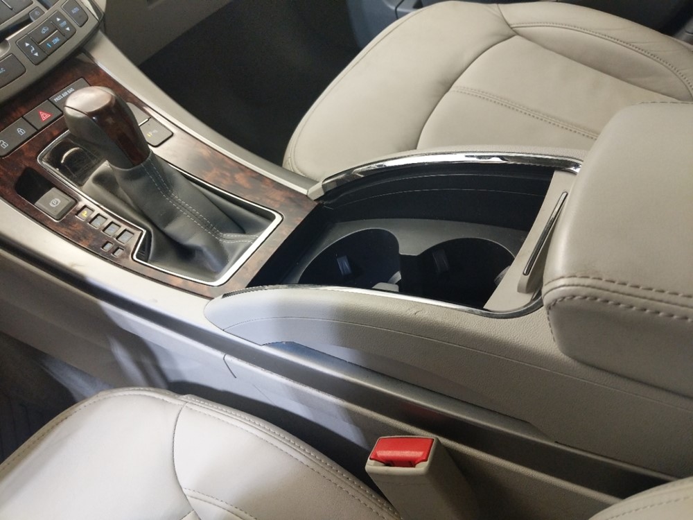 2013 Buick LaCrosse - Center Console/Cup Holders