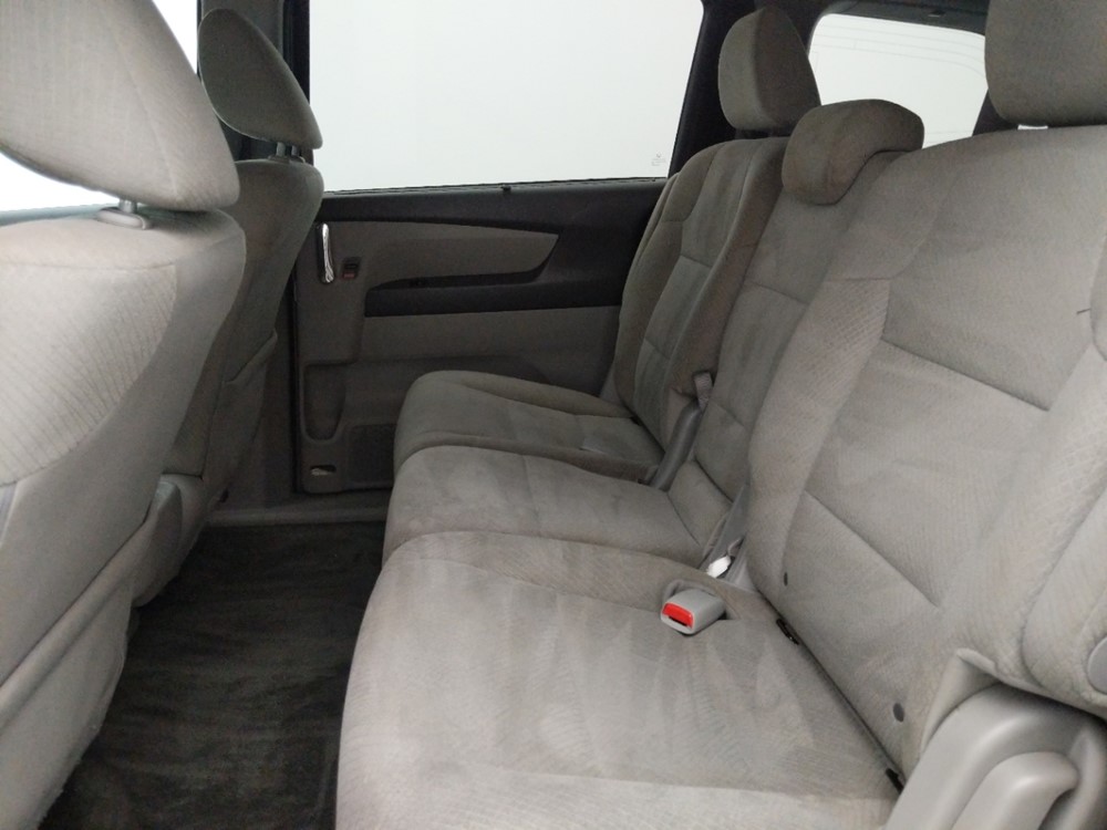 2016 Honda Odyssey - Driver Rear Seat