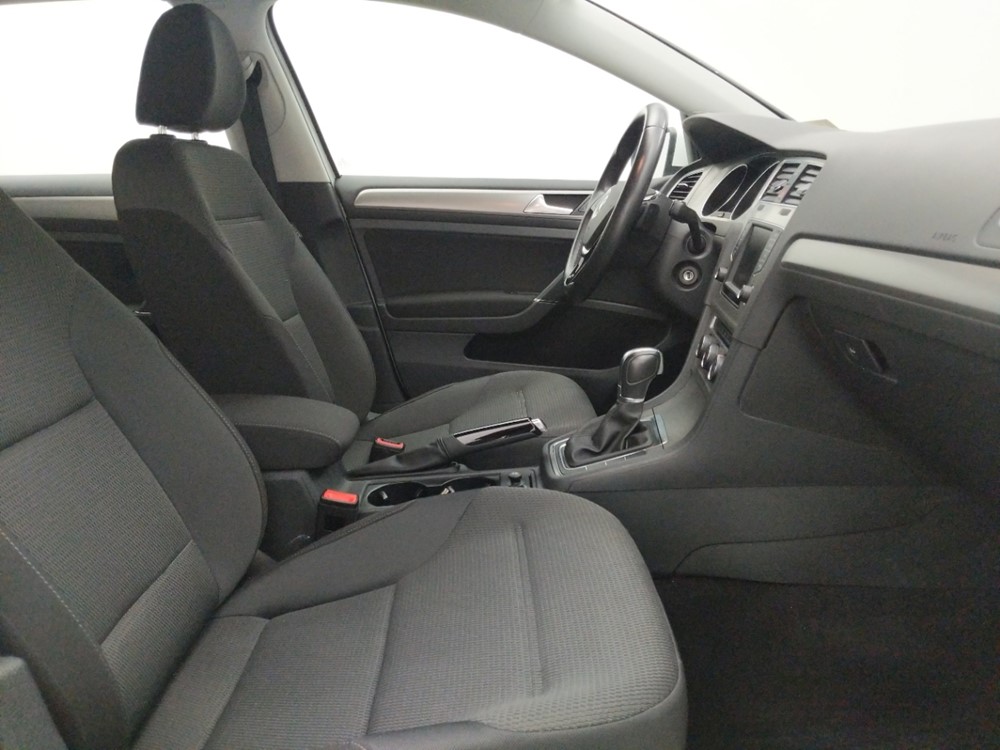 2016 Volkswagen Golf - Passenger Front Seat