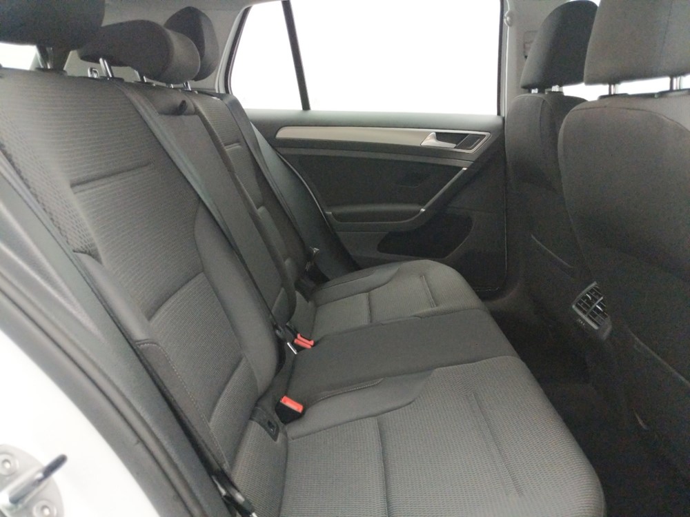 2016 Volkswagen Golf - Passenger Rear Seat
