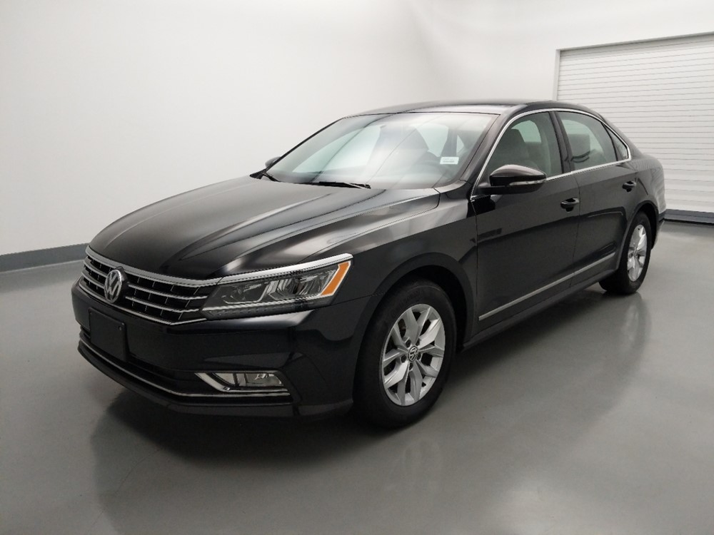 2016 Volkswagen Passat - Driver Front Bumper
