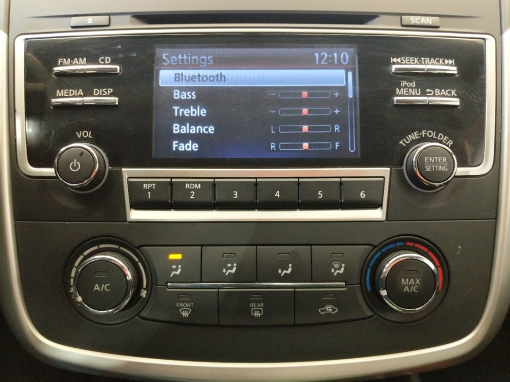 2017 Nissan Altima - Stereo Package