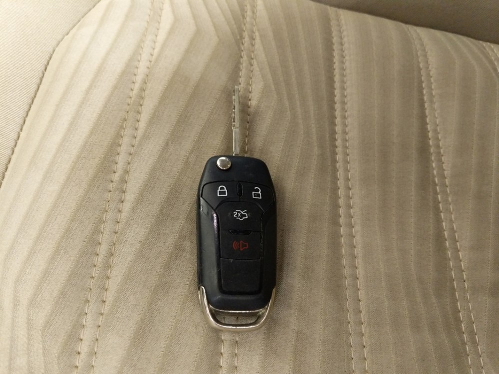 2016 Ford Fusion - Keys