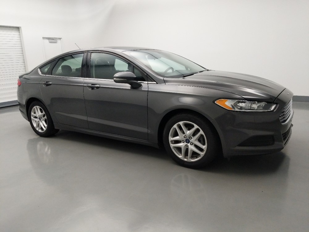 2016 Ford Fusion - Passenger Front Side