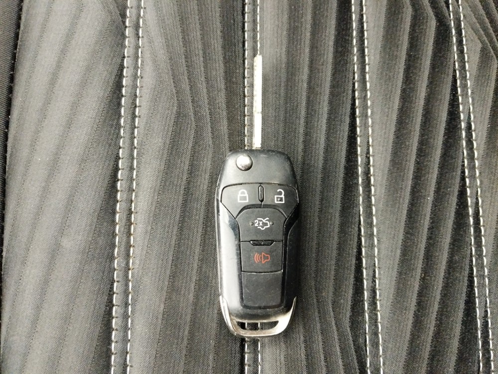 2016 Ford Fusion - Keys