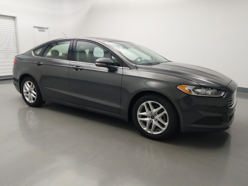 2016 Ford Fusion - Passenger Front Side