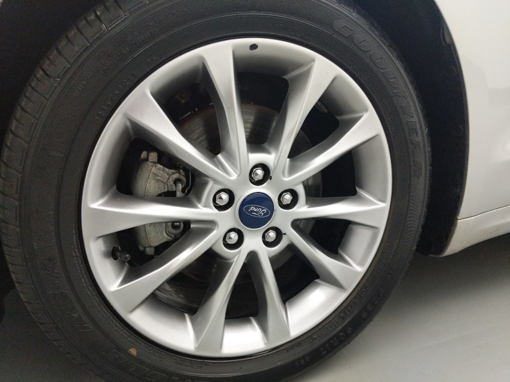 2017 Ford Fusion - Wheel