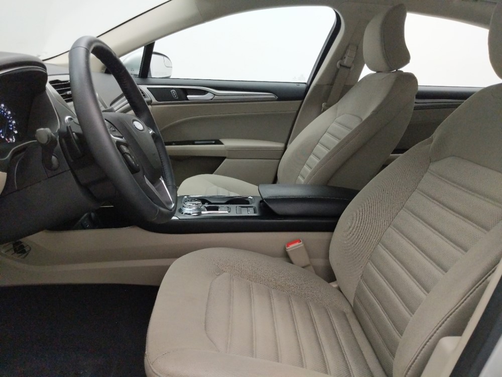 2017 Ford Fusion - Driver Front Seat