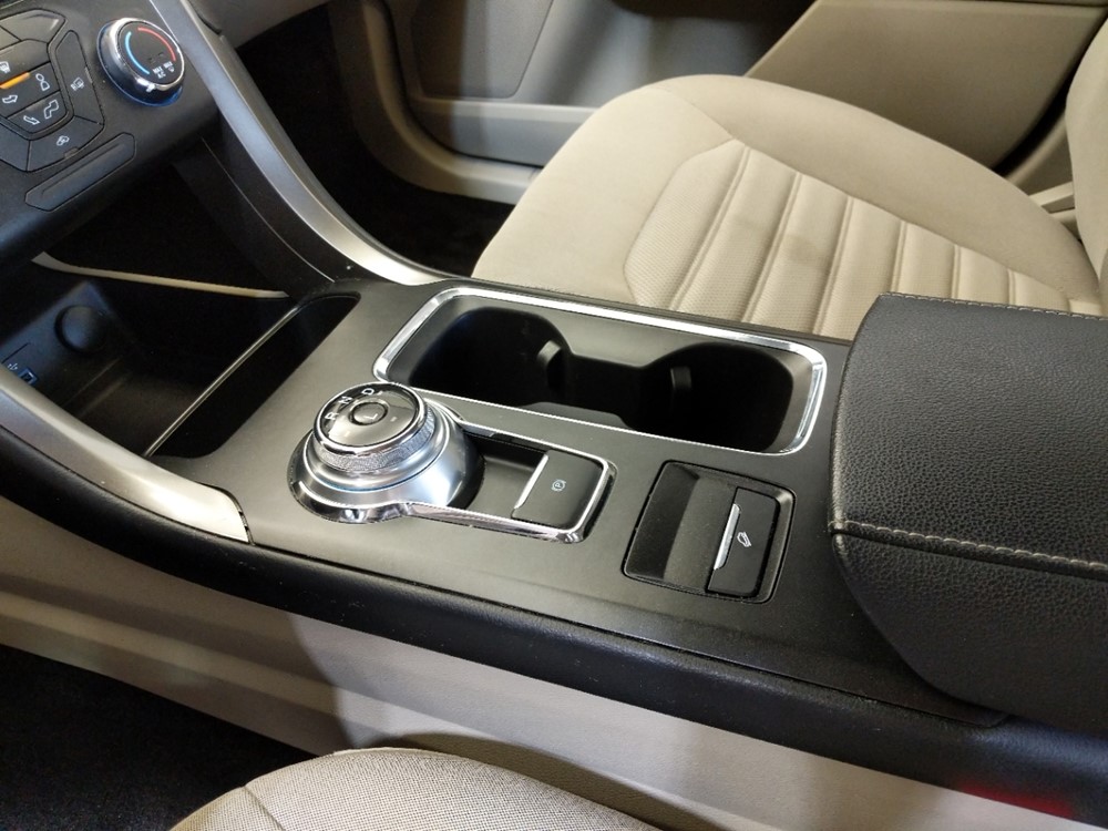 2017 Ford Fusion - Center Console/Cup Holders