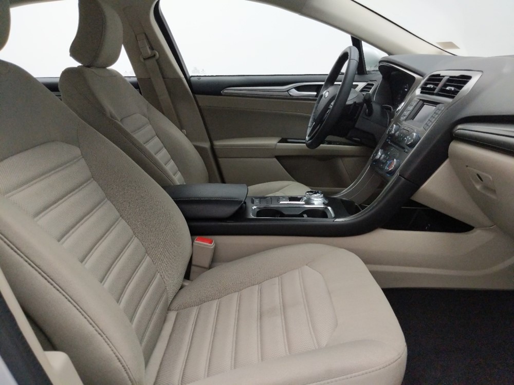 2017 Ford Fusion - Passenger Front Seat