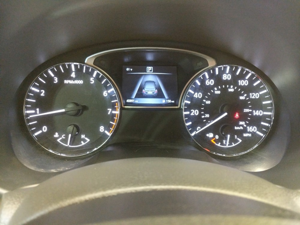 2017 Nissan Altima - Odometer Close Up