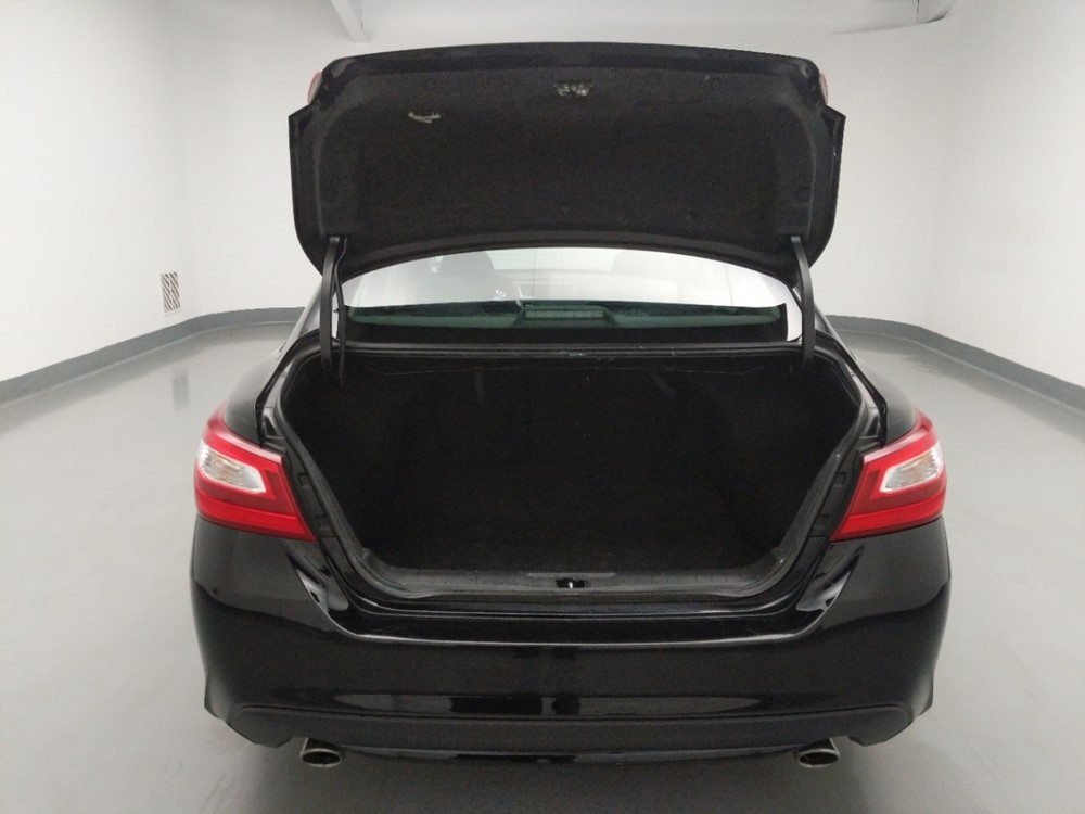 2017 Nissan Altima - Trunk