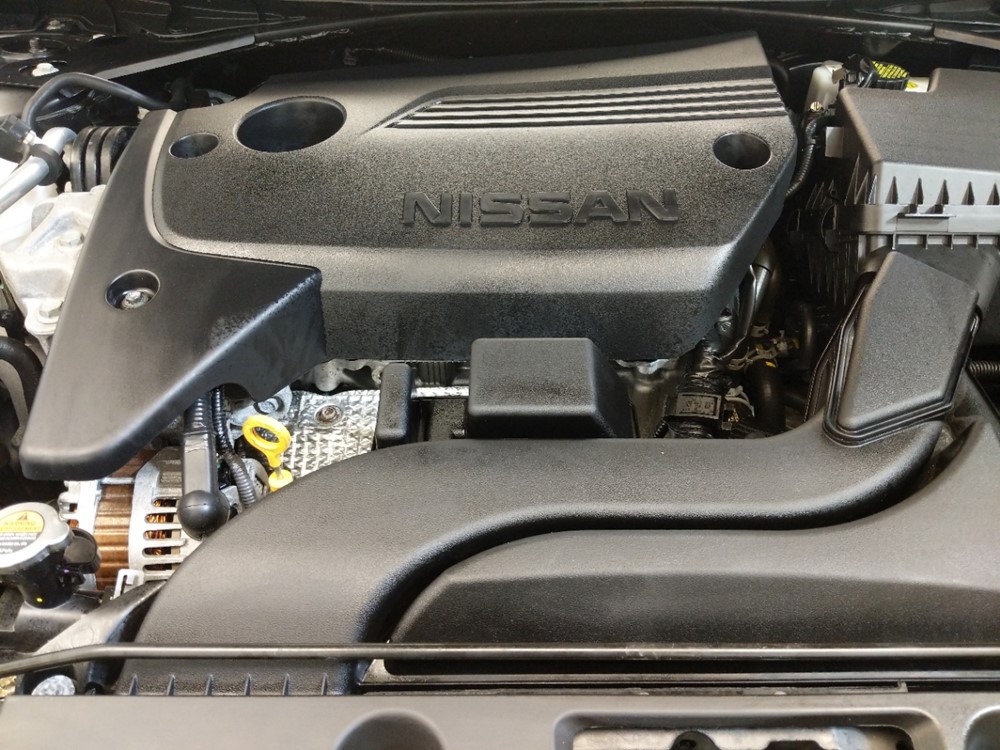 2017 Nissan Altima - Engine