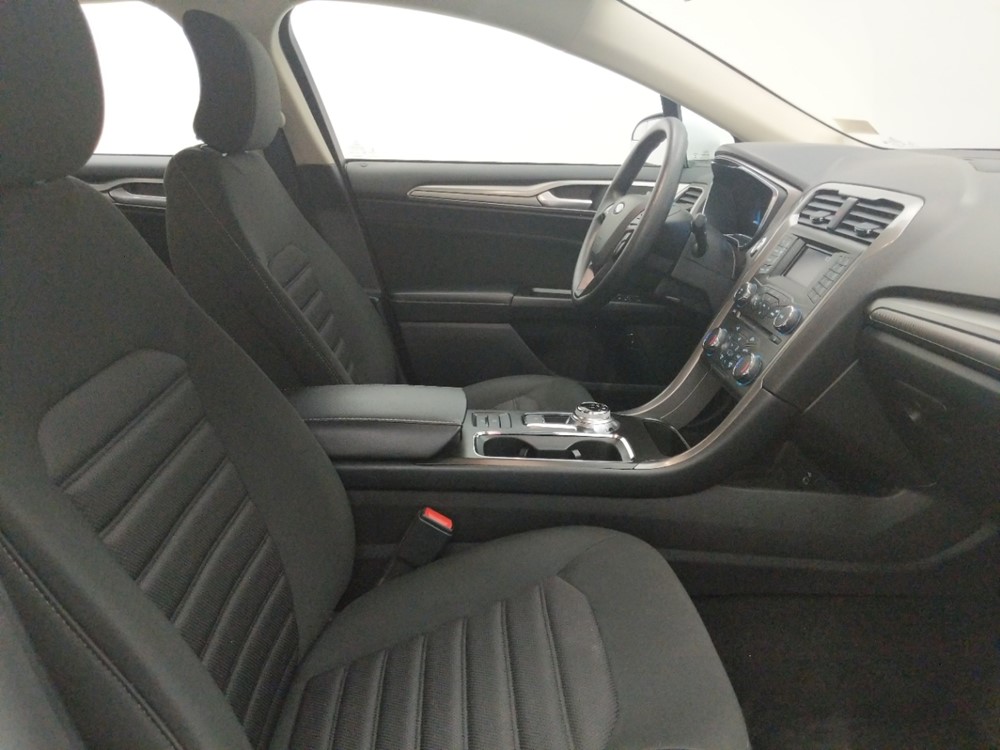 2017 Ford Fusion - Passenger Front Seat