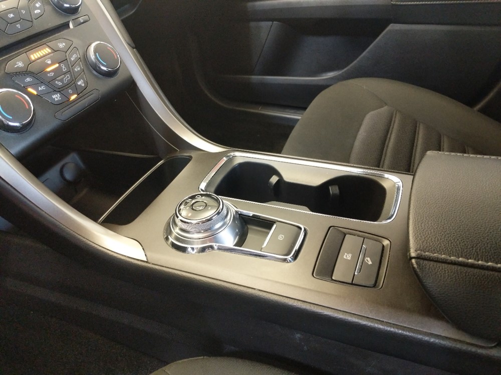 2017 Ford Fusion - Center Console/Cup Holders