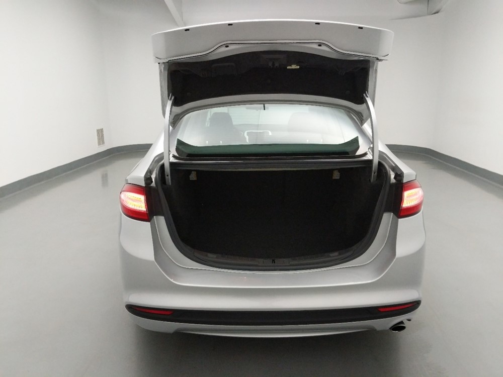 2016 Ford Fusion - Trunk