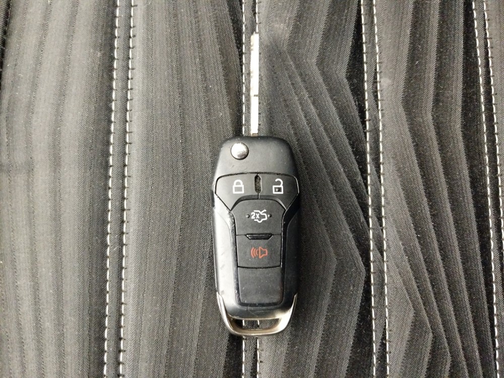 2016 Ford Fusion - Keys