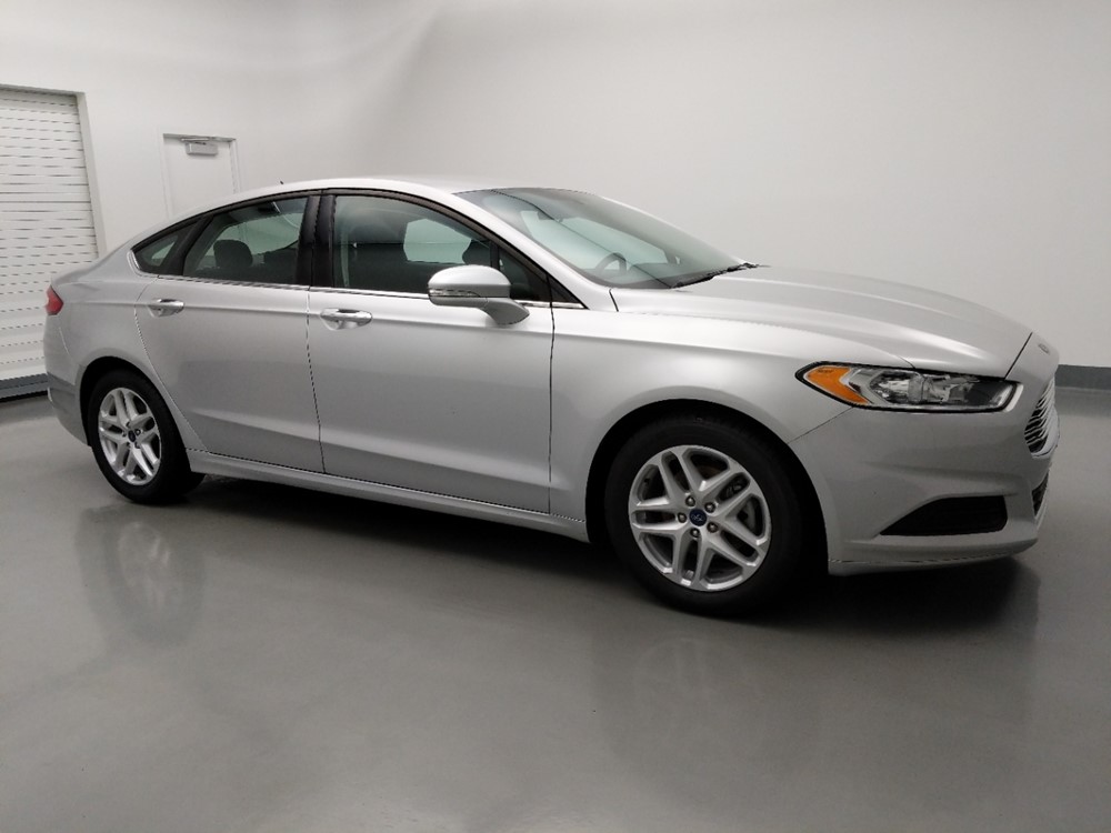 2016 Ford Fusion - Passenger Front Side
