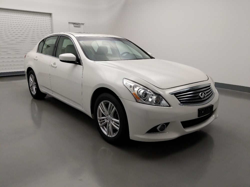 2012 INFINITI G37 - Passenger Front Bumper
