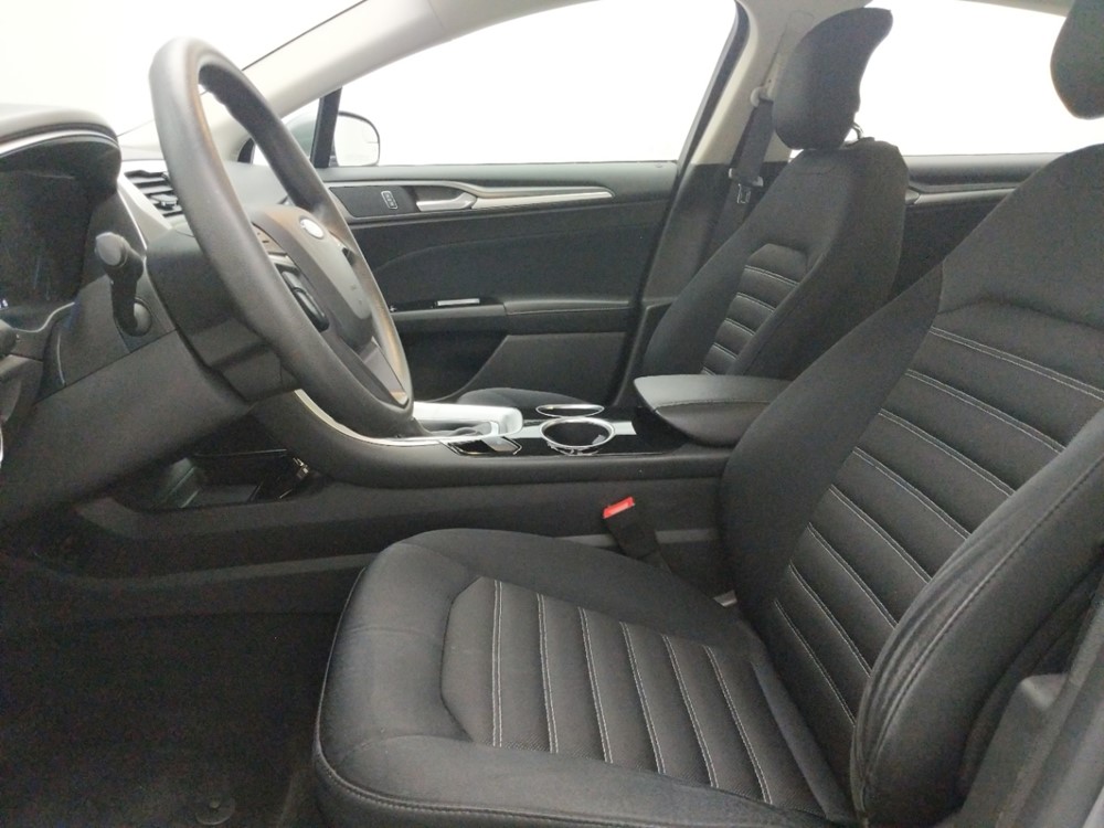 2013 Ford Fusion - Driver Front Seat