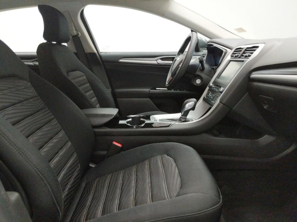 2016 Ford Fusion - Passenger Front Seat