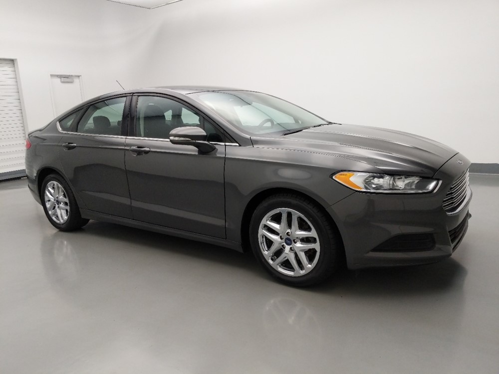 2016 Ford Fusion - Passenger Front Side