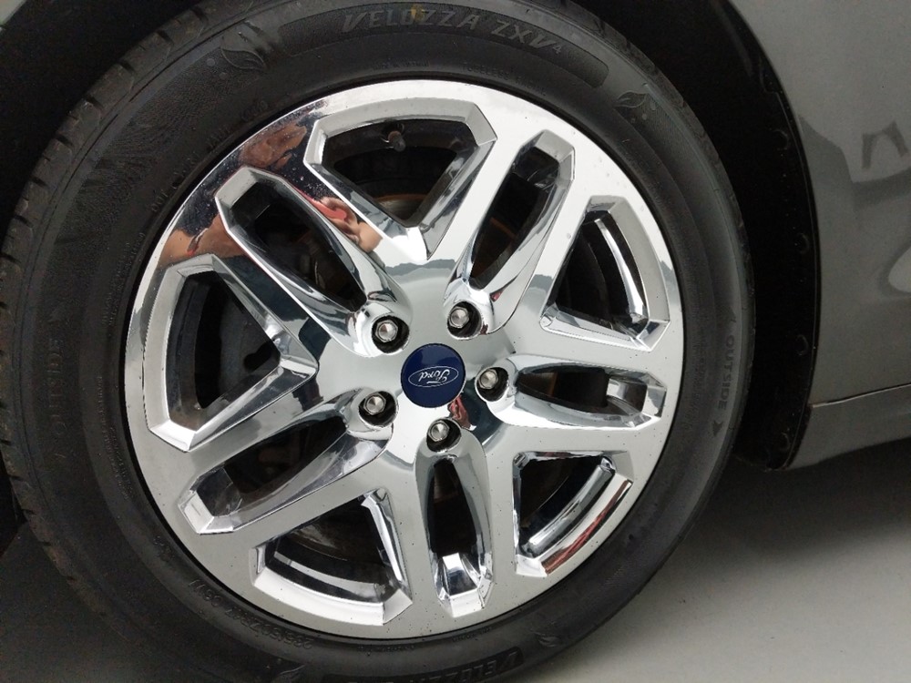 2016 Ford Fusion - Wheel