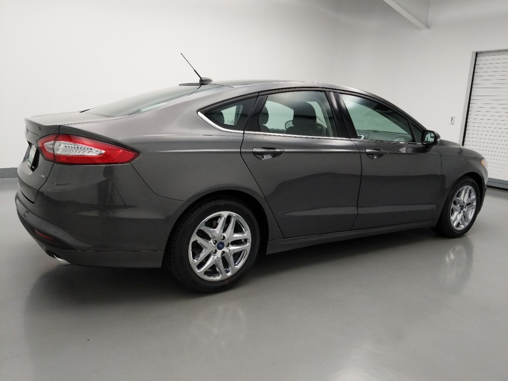 2016 Ford Fusion - Passenger Rear Side