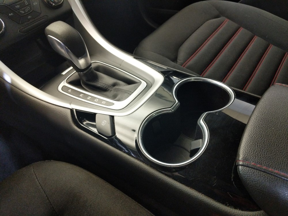 2016 Ford Fusion - Center Console/Cup Holders