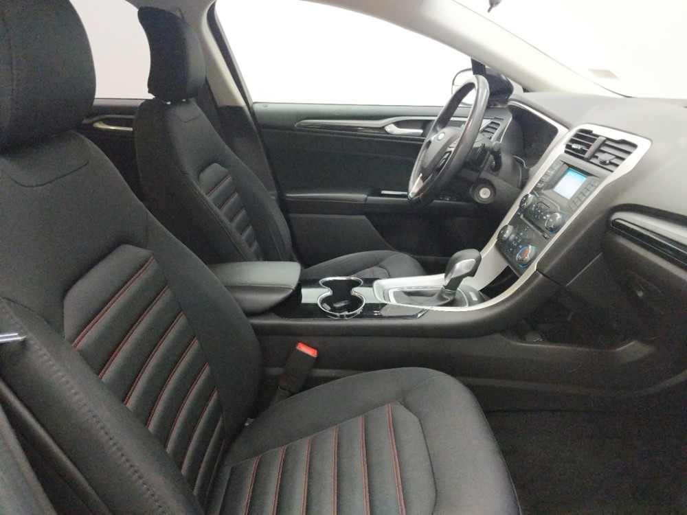2016 Ford Fusion - Passenger Front Seat